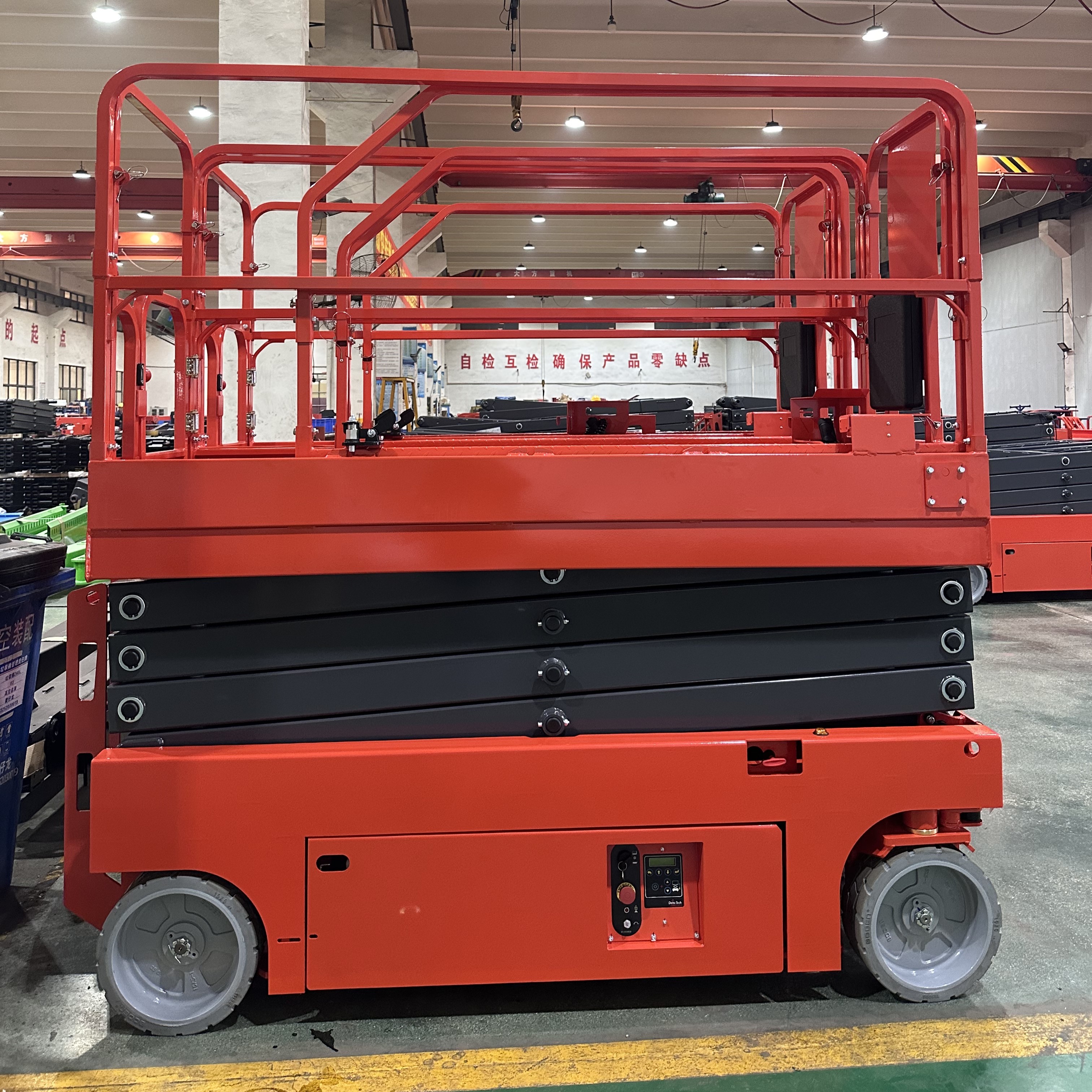 Xe nâng người cắt kéo 10m JS0808 JIALIFT
