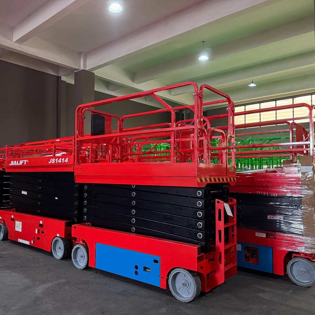 Xe nâng người dạng zíc zắc 8m JS0607