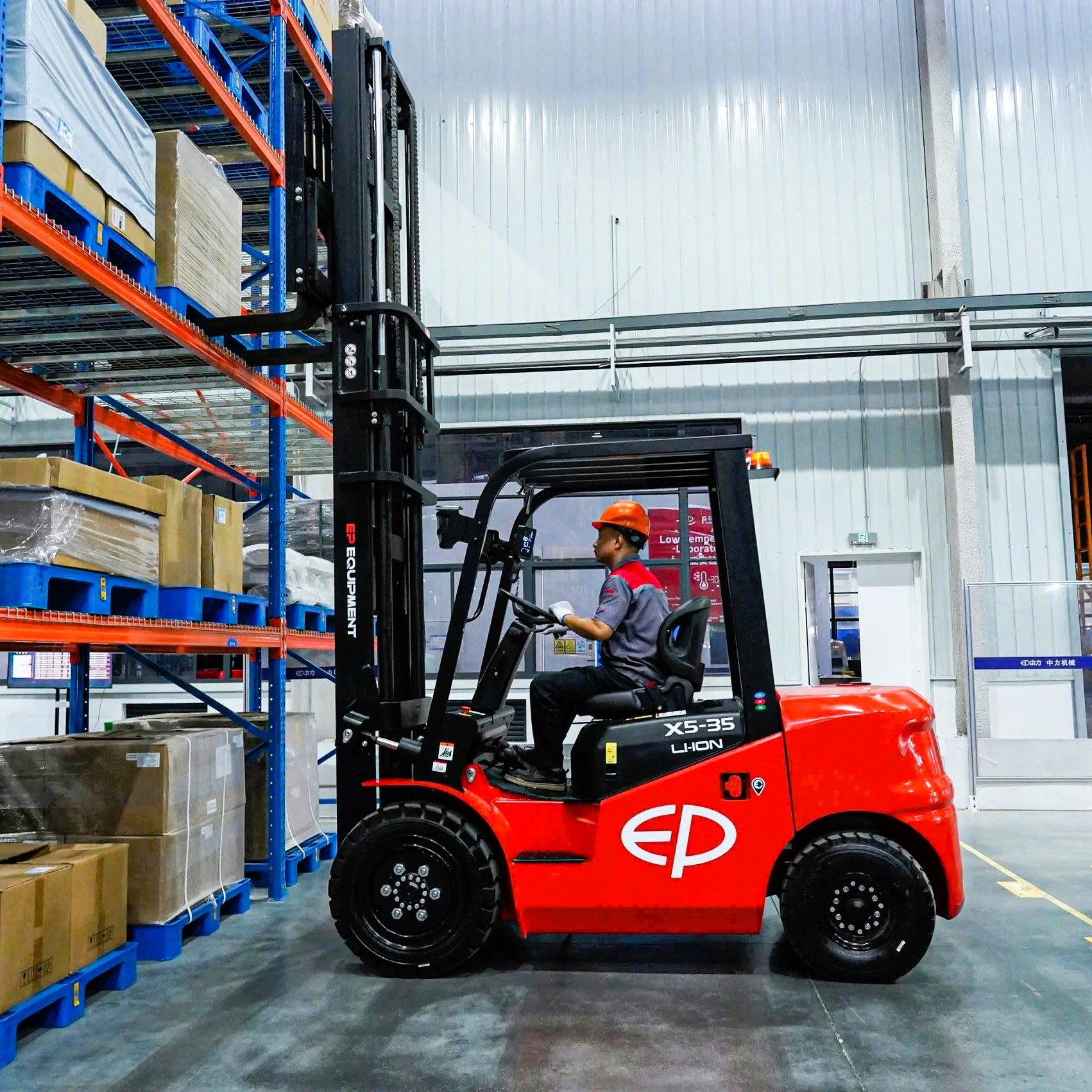Xe nâng điện ngồi lái 3 tấn EP EFX5-301